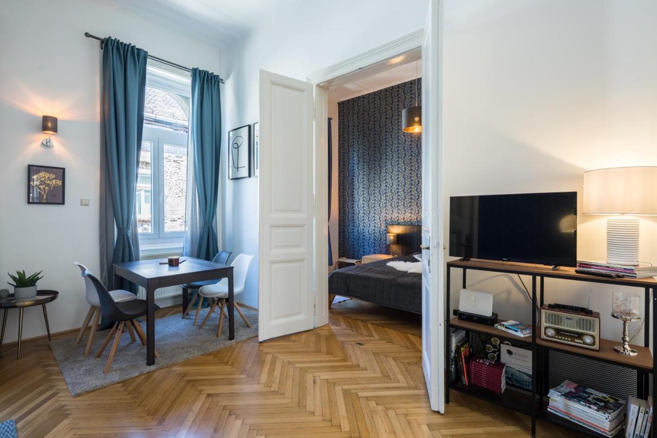 Double Blue Apartment In Budapest Downtown Eksteriør billede