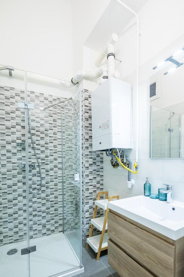 Double Blue Apartment In Budapest Downtown Eksteriør billede
